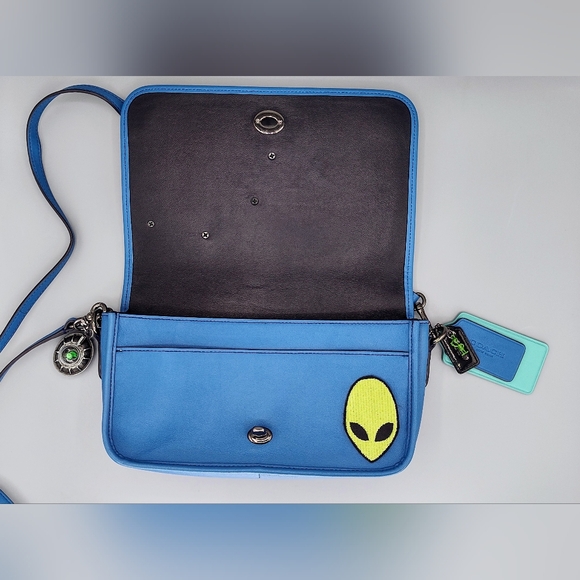 Upcycled Coach glovetanned turnlock crossbody bag w/ Space Patches. Azure Blue - Picture 9 of 14